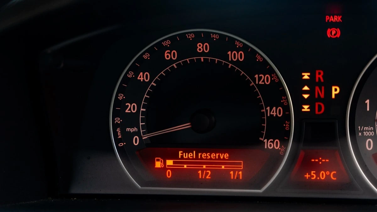 2005 BMW E65/E66 750i & 760i Sedan - Image 27 of 30