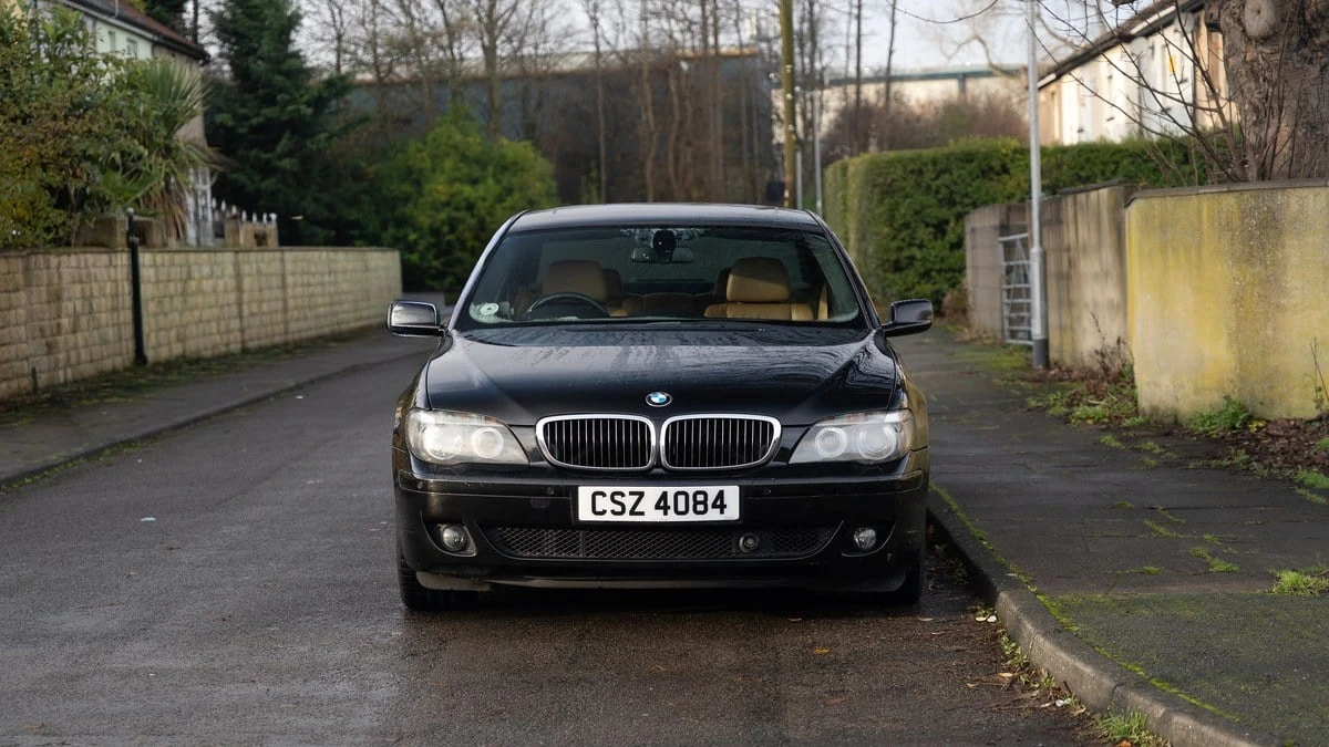 2005 BMW E65/E66 750i & 760i Sedan - Image 13 of 30