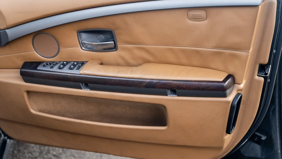 2005 BMW E65/E66 750i & 760i Sedan - Image 21 of 30
