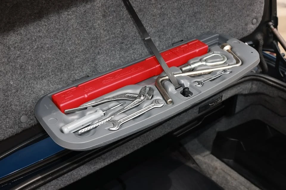 2005 BMW E46 M3 - Image 18 of 20