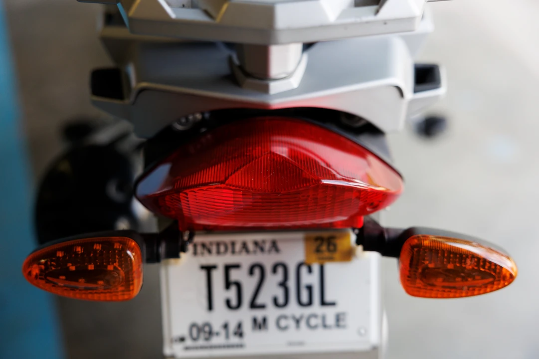 2005 BMW R1100 & R1150 & R1200 & R1250 & R1300 - Image 24 of 31
