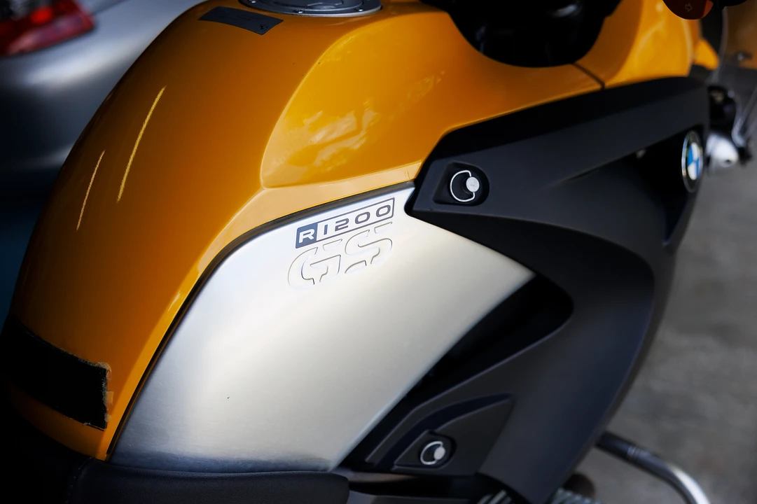 2005 BMW R1100 & R1150 & R1200 & R1250 & R1300 - Image 10 of 31