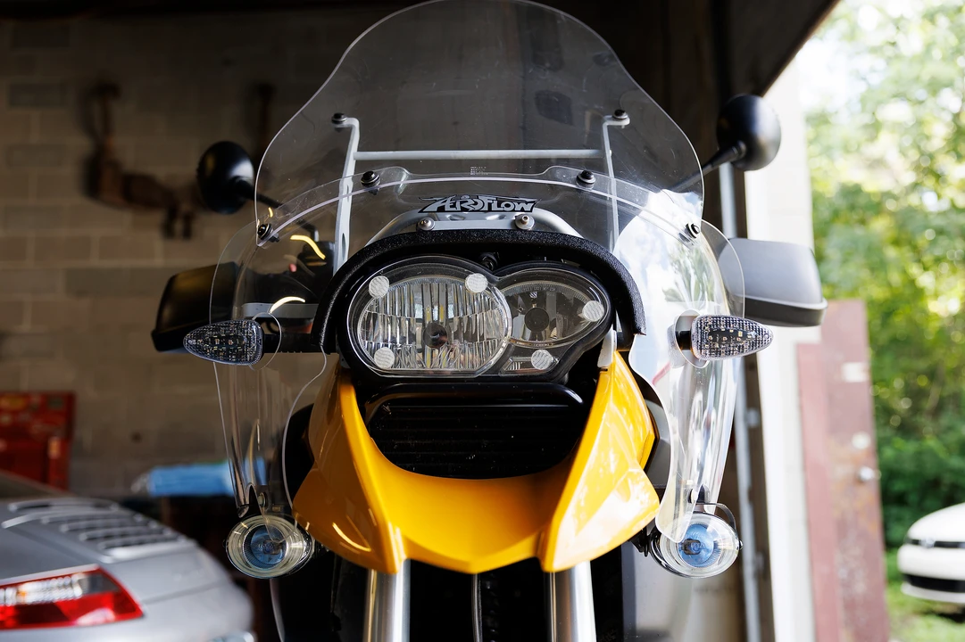 2005 BMW R1100 & R1150 & R1200 & R1250 & R1300 - Image 28 of 31