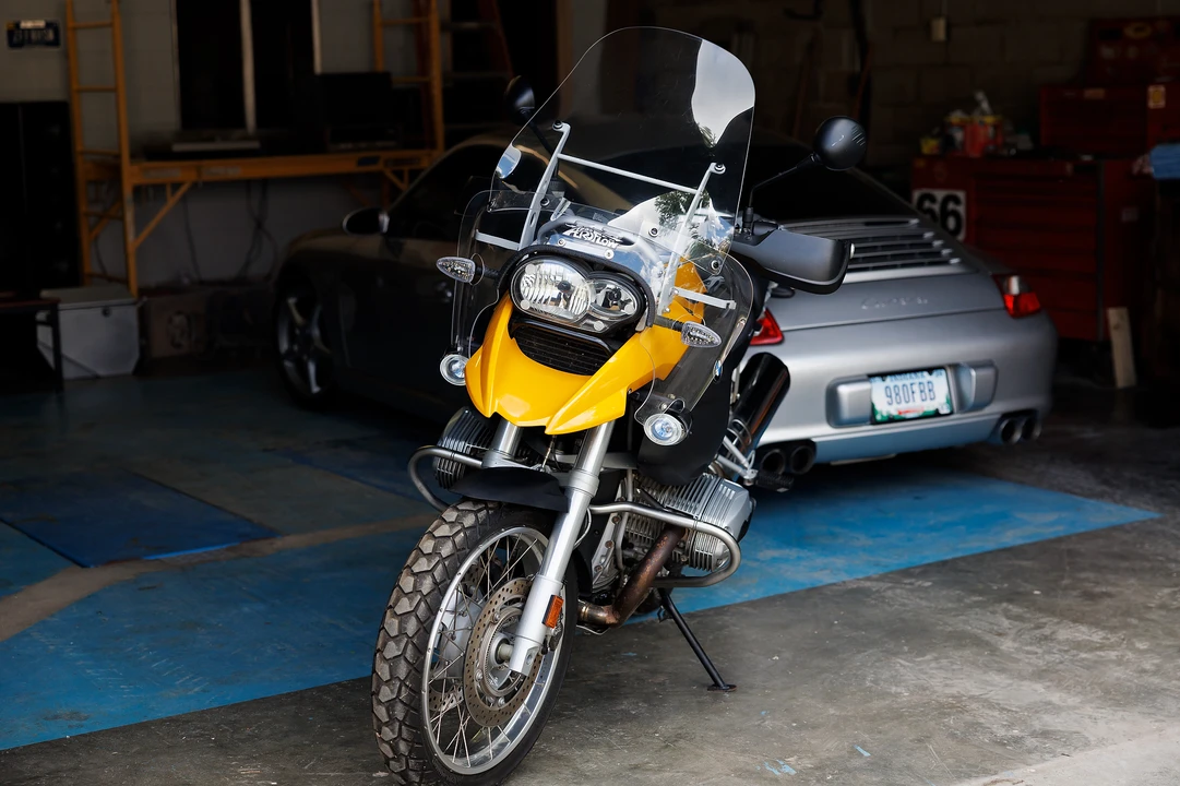 2005 BMW R1100 & R1150 & R1200 & R1250 & R1300 - Image 3 of 31