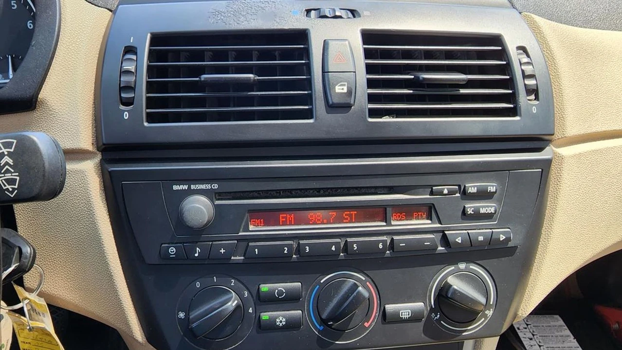 2005 BMW E83 X3 - Image 19 of 21
