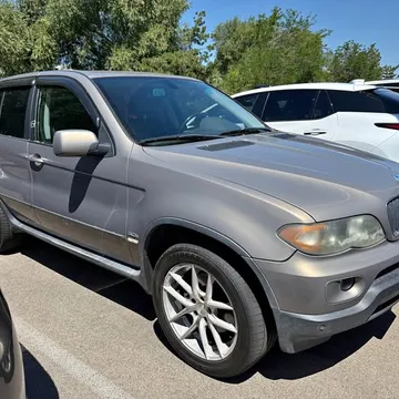 2005 BMW X5 3.0i