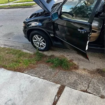 2005 BMW X5 3.0i