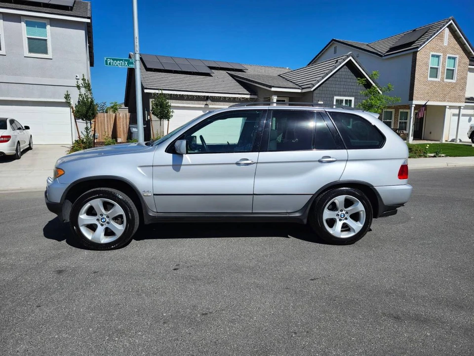 2005 BMW X5 - Image 2 of 10