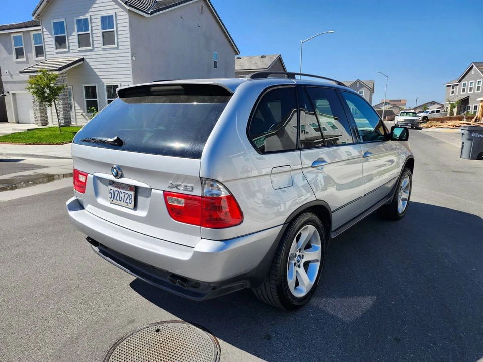 2005 BMW X5 - Image 5 of 10