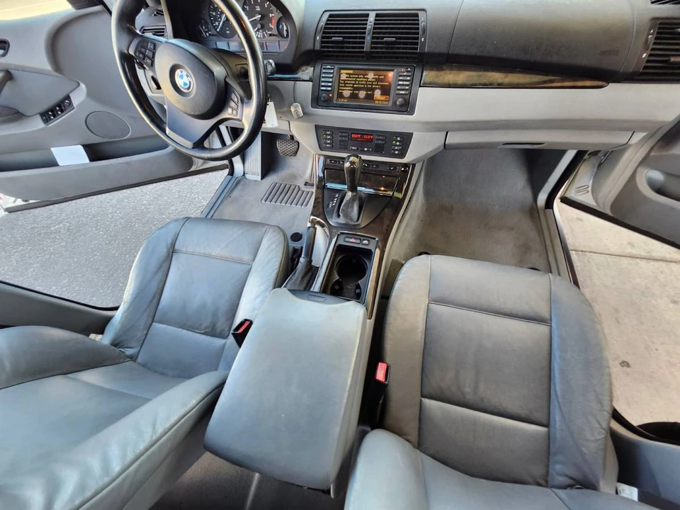 2005 BMW X5 - Image 8 of 10