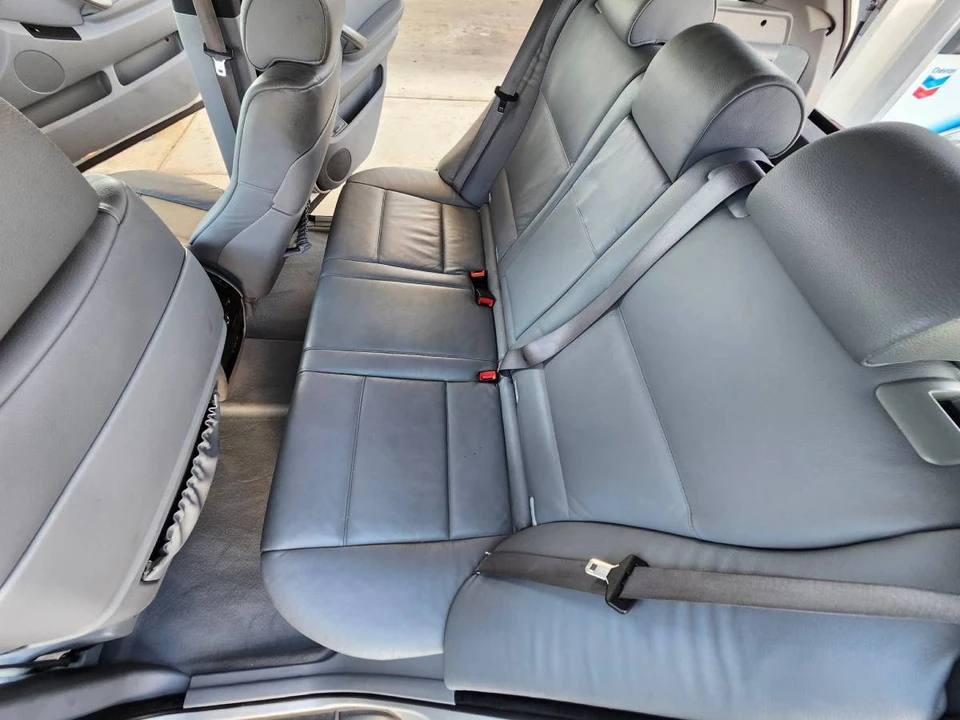2005 BMW X5 - Image 9 of 10