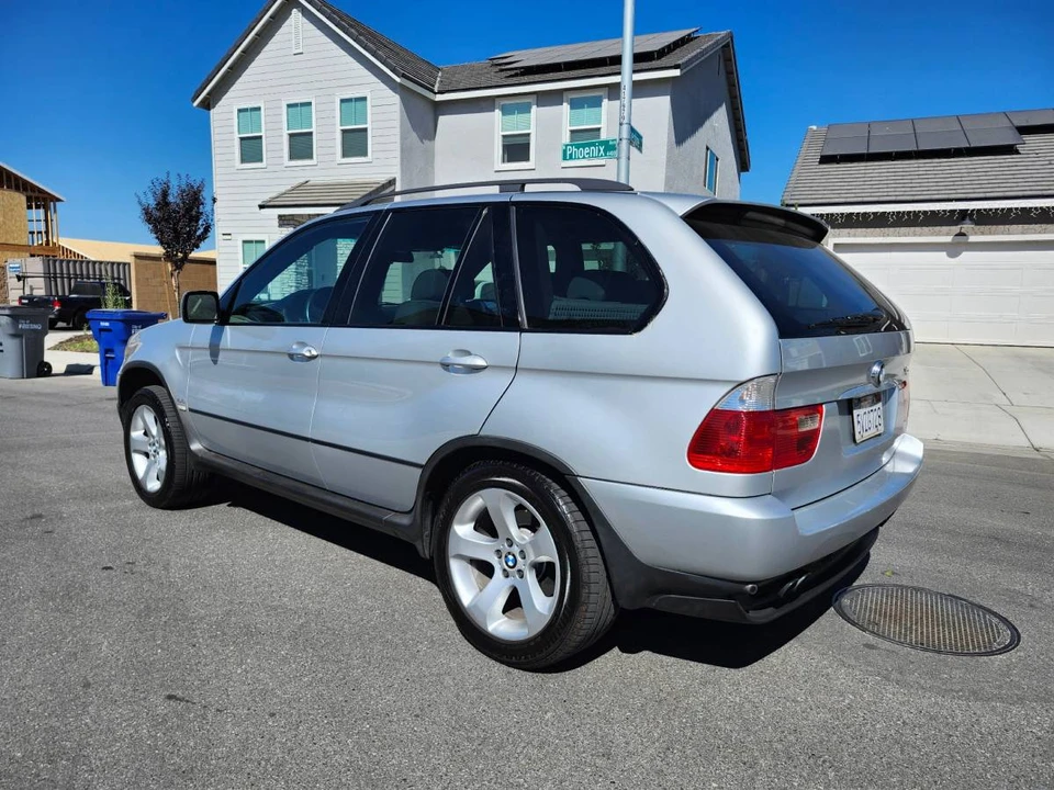 2005 BMW X5 - Image 3 of 10