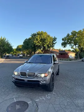 2005 BMW X5 4.4i
