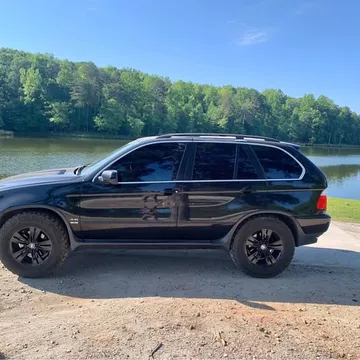 2005 BMW X5 4.4i Sport Utility 4D