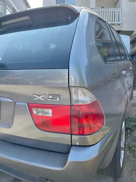 2005 BMW X5 4.4i Sport Utility 4D