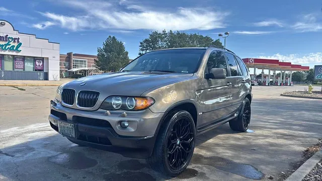 2005 BMW X5 4.4i Sport Utility 4D