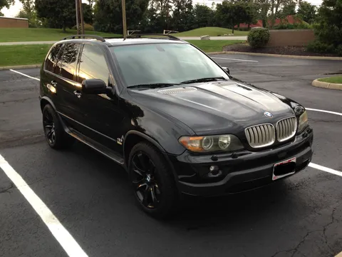 2005 BMW X5 4.8is