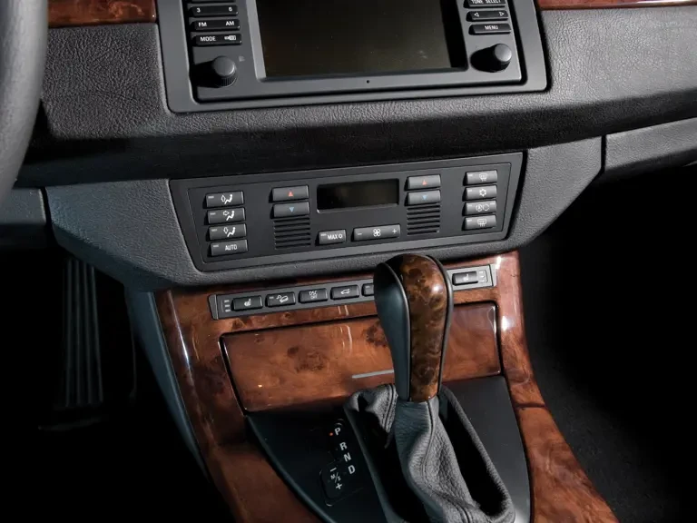 2005 BMW E53 X5 4.6is & 4.8is - Image 13 of 19