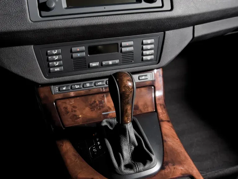 2005 BMW E53 X5 4.6is & 4.8is - Image 11 of 19