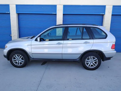 2005 BMW X5 3.0i