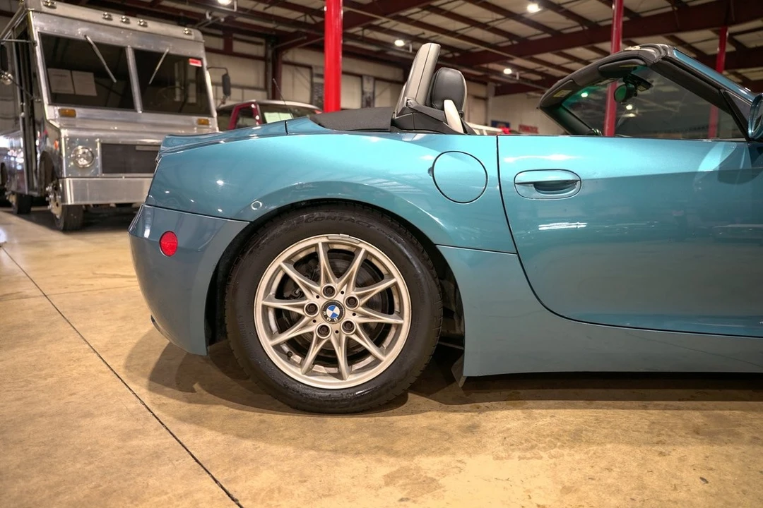 2005 BMW - Image 9 of 31
