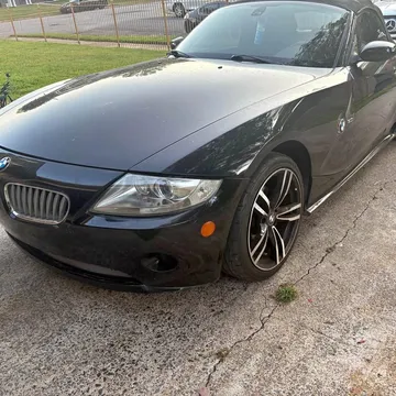 2005 BMW Z4 2.5i Roadster