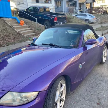2005 BMW Z4 2.5i Roadster 2D