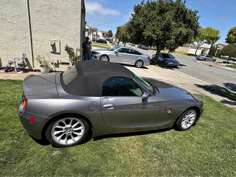 2005 BMW Z4 2.5i Roadster