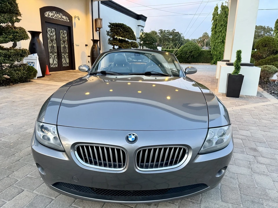 2005 BMW E85 Z4 Roadster - Image 2 of 31