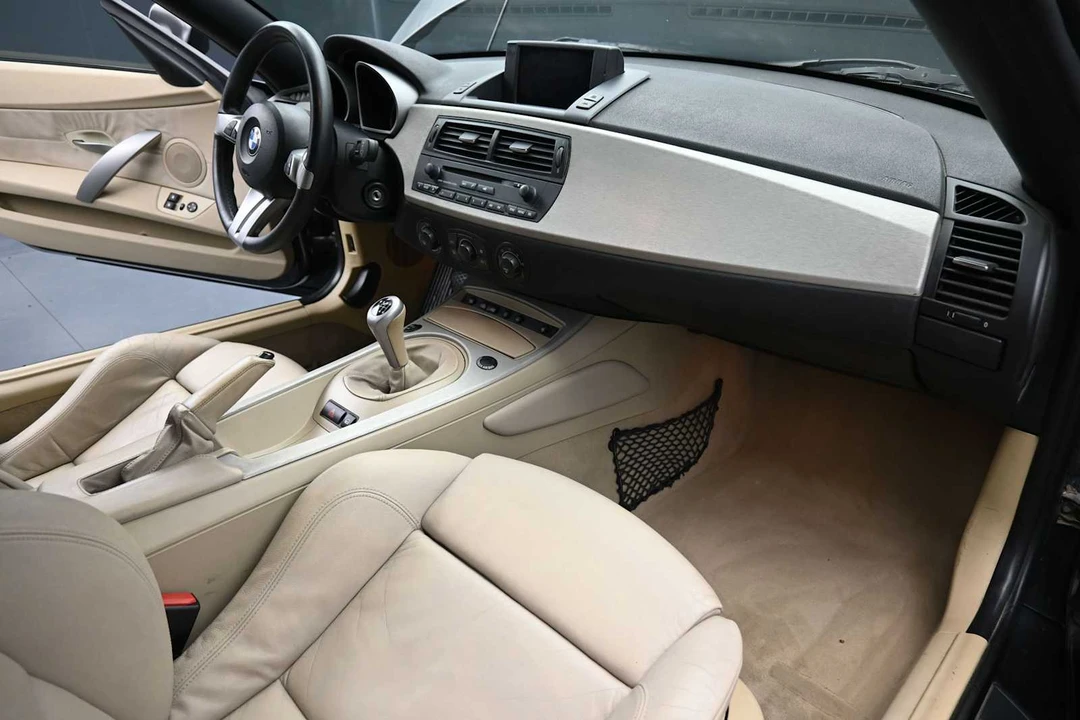 2005 BMW E85 Z4 Roadster - Image 12 of 31