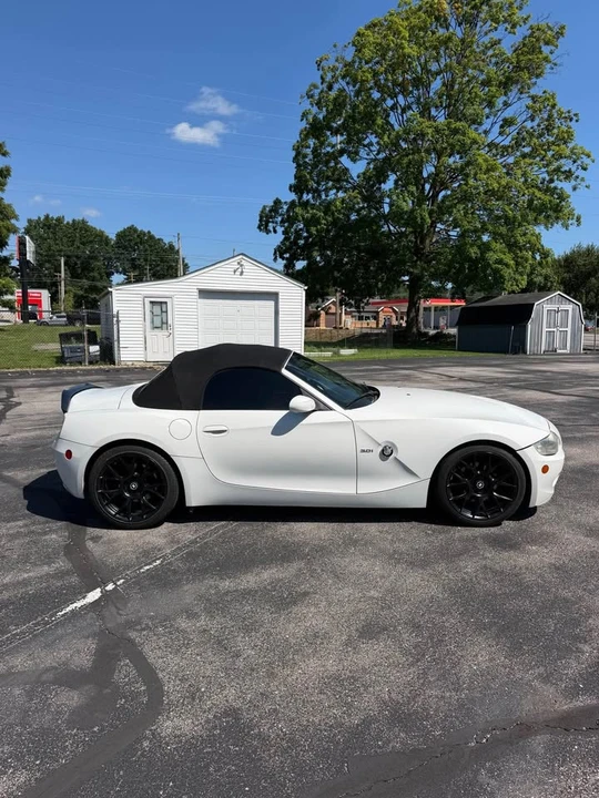 2005 BMW E85 Z4 Roadster - Image 2 of 17