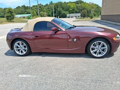 2005 BMW Z4 3.0i Roadster 2D
