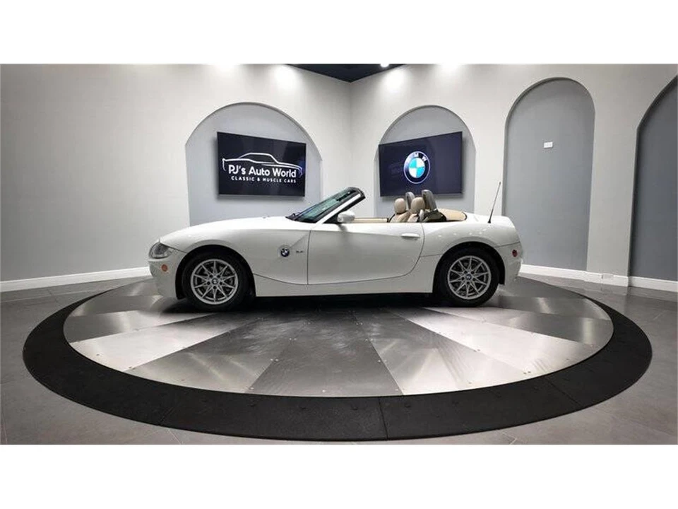 2005 BMW E85 Z4 Roadster - Image 2 of 31