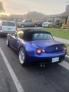 2005 BMW Z4 Roadster 2D