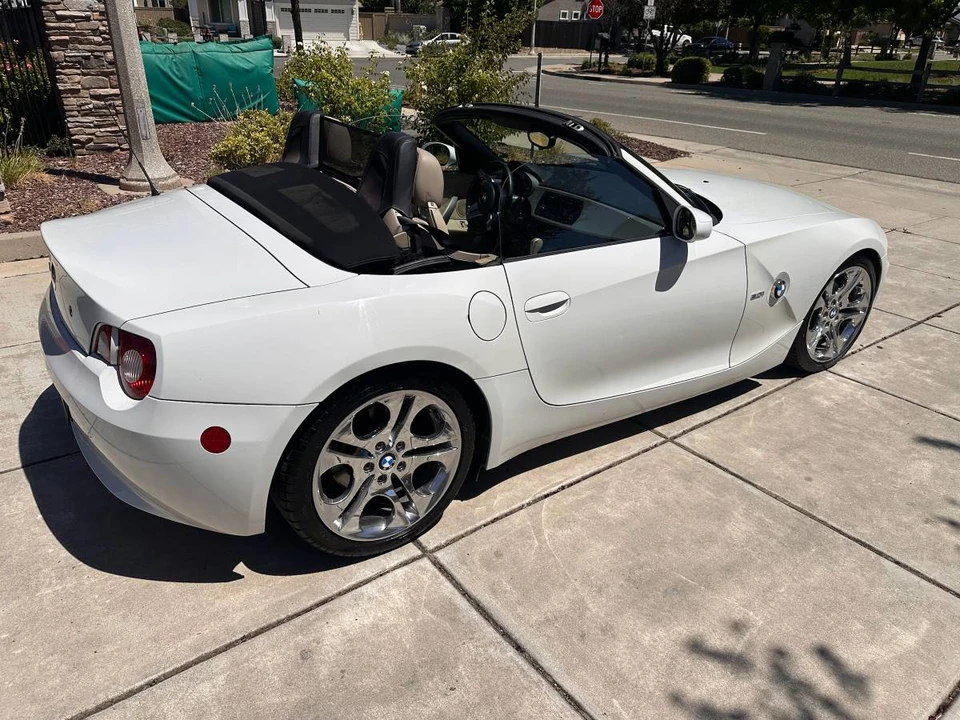 2005 BMW E85 Z4 Roadster - Image 2 of 11