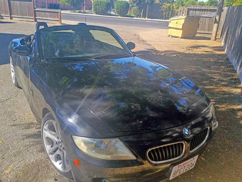 2005 BMW Z4 sDrive 30i Roadster 2D