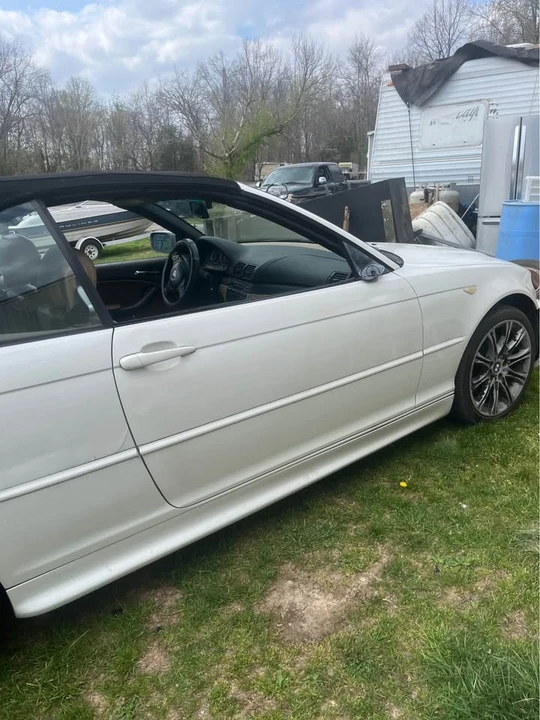 2005 BMW E46 330i & 330Ci - Image 2 of 4