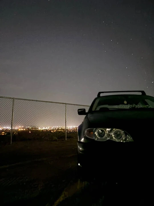 2005 BMW - Image 2 of 10