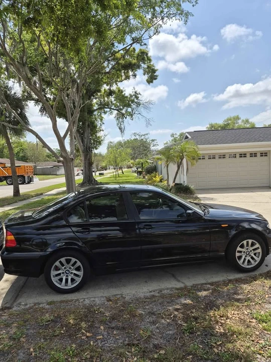 2005 BMW E60 5 Series Sedan - Image 2 of 6