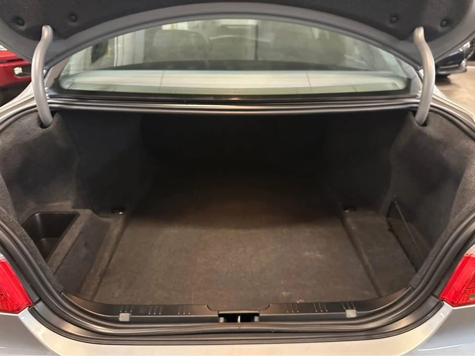 2005 BMW E60 M5 - Image 11 of 19