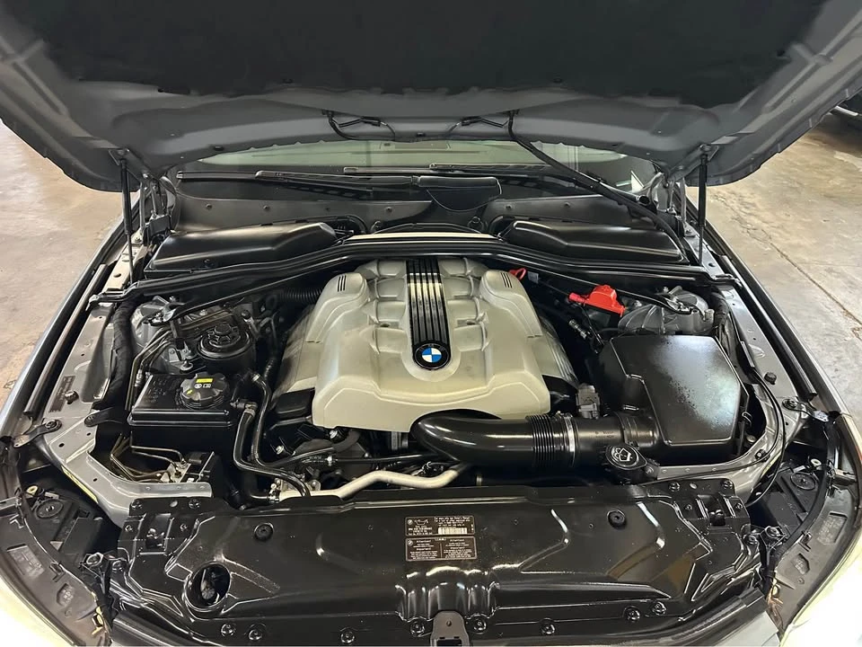 2005 BMW E60 M5 - Image 16 of 19
