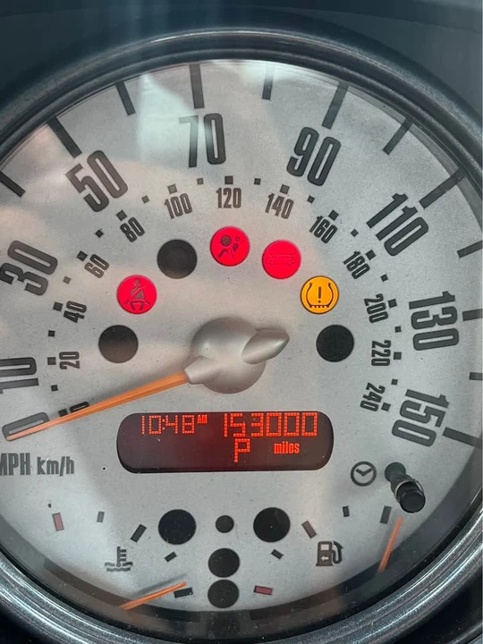 2005 Mini Mini Cooper S 1st Gen - Image 2 of 8