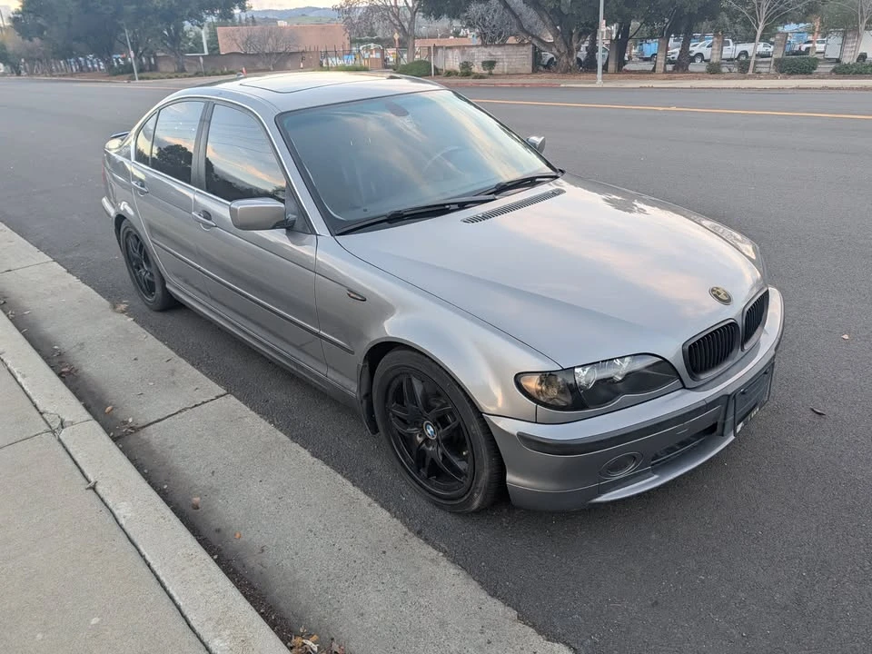 2005 BMW E46 330i & 330Ci - Image 8 of 15