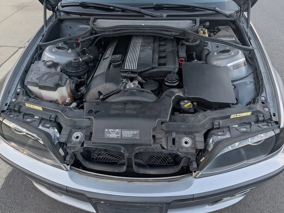2005 BMW E46 330i & 330Ci - Image 14 of 15