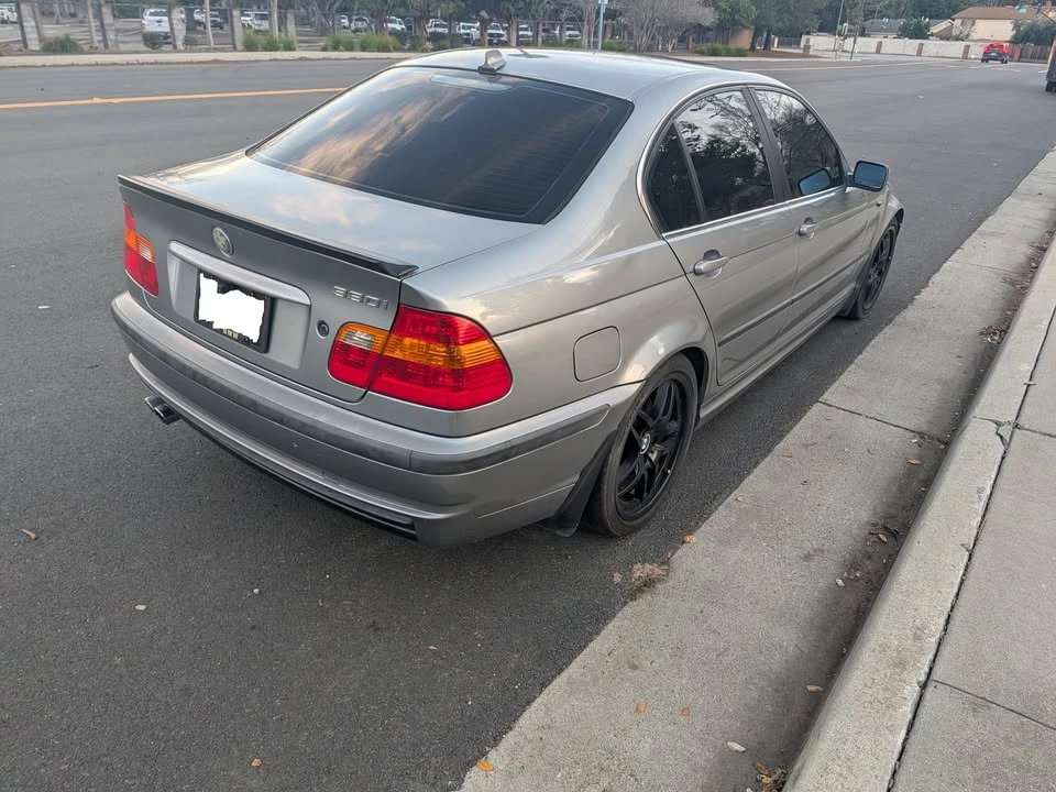 2005 BMW E46 330i & 330Ci - Image 6 of 15