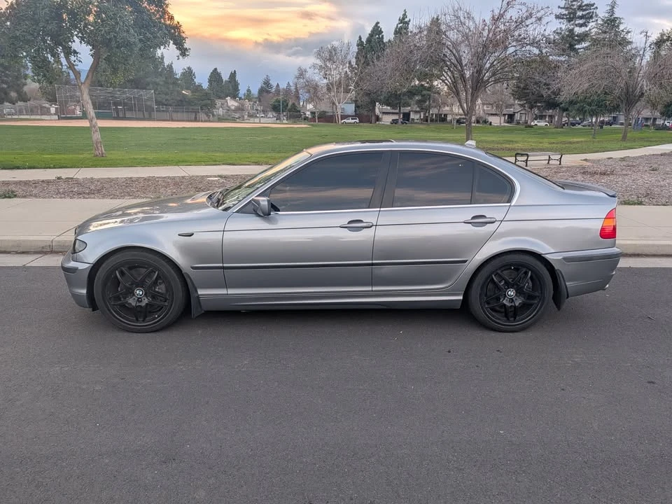 2005 BMW E46 330i & 330Ci - Image 3 of 15