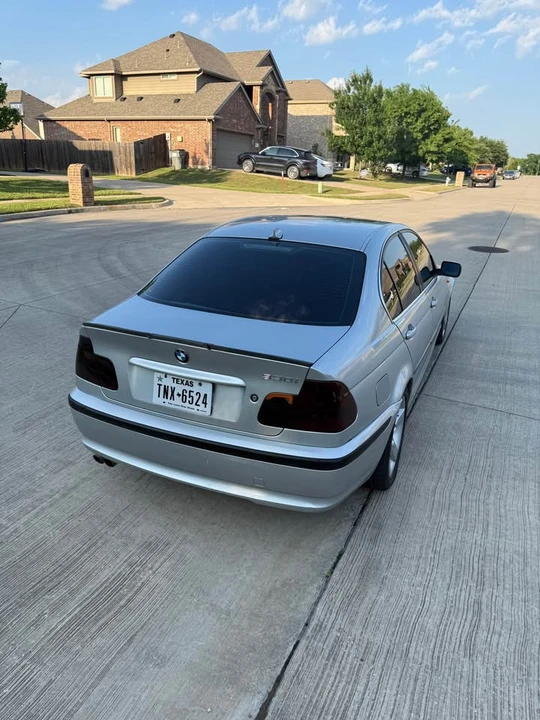 2005 BMW E46 330i & 330Ci - Image 9 of 20