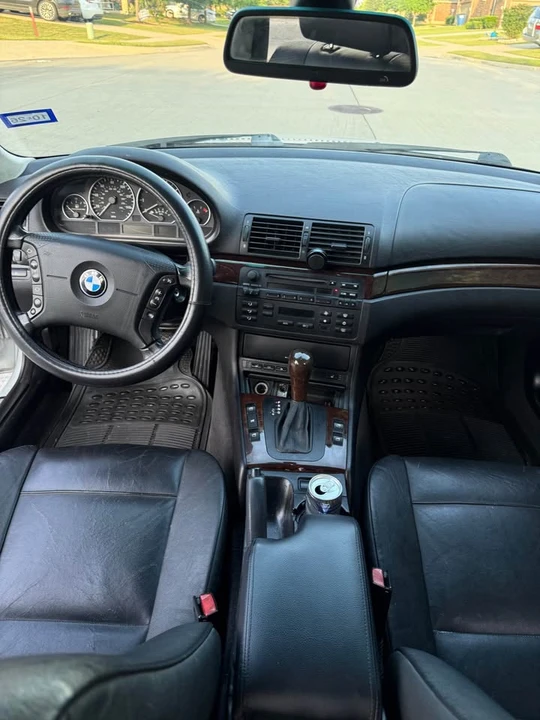 2005 BMW E46 330i & 330Ci - Image 17 of 20