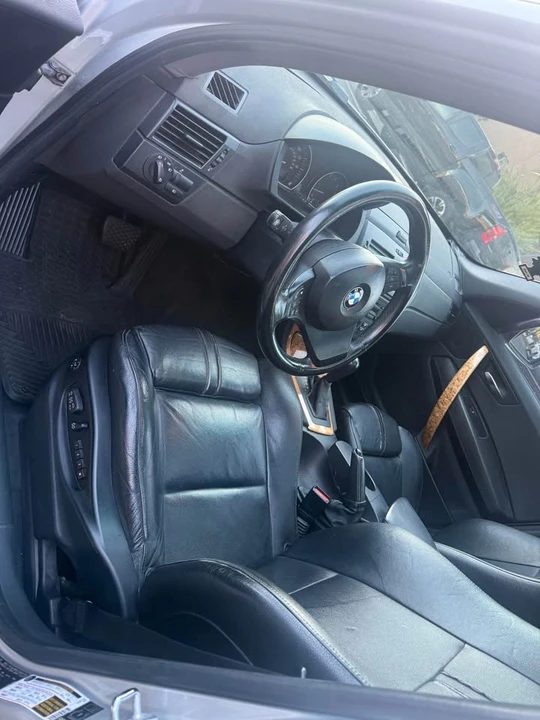 2005 BMW E83 X3 - Image 6 of 8