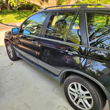 2005 BMW X5 4.4i